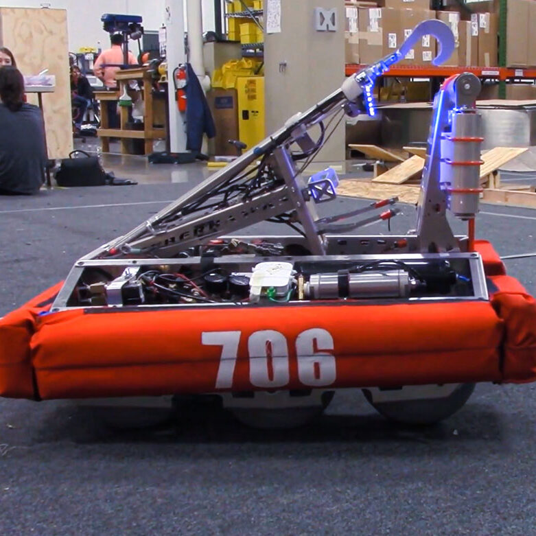 2016 Stronghold Knighthawk robot